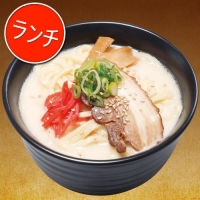 ●極太面豚骨ラーメン