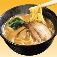 豚骨醤油ラーメン