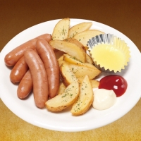 お酒セット ウインナーとポテト