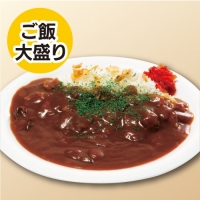 ビーフカレーご飯大盛り
