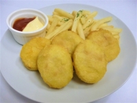 ナゲットとポテト