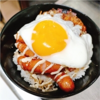 ソーセージ丼
